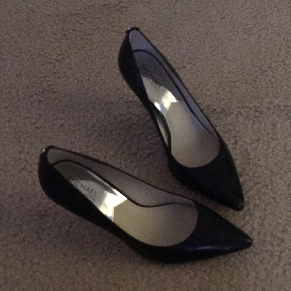 Black point high heels